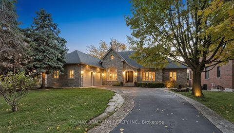 103 Duncan Road Richmond Hill ON L4C 6J4