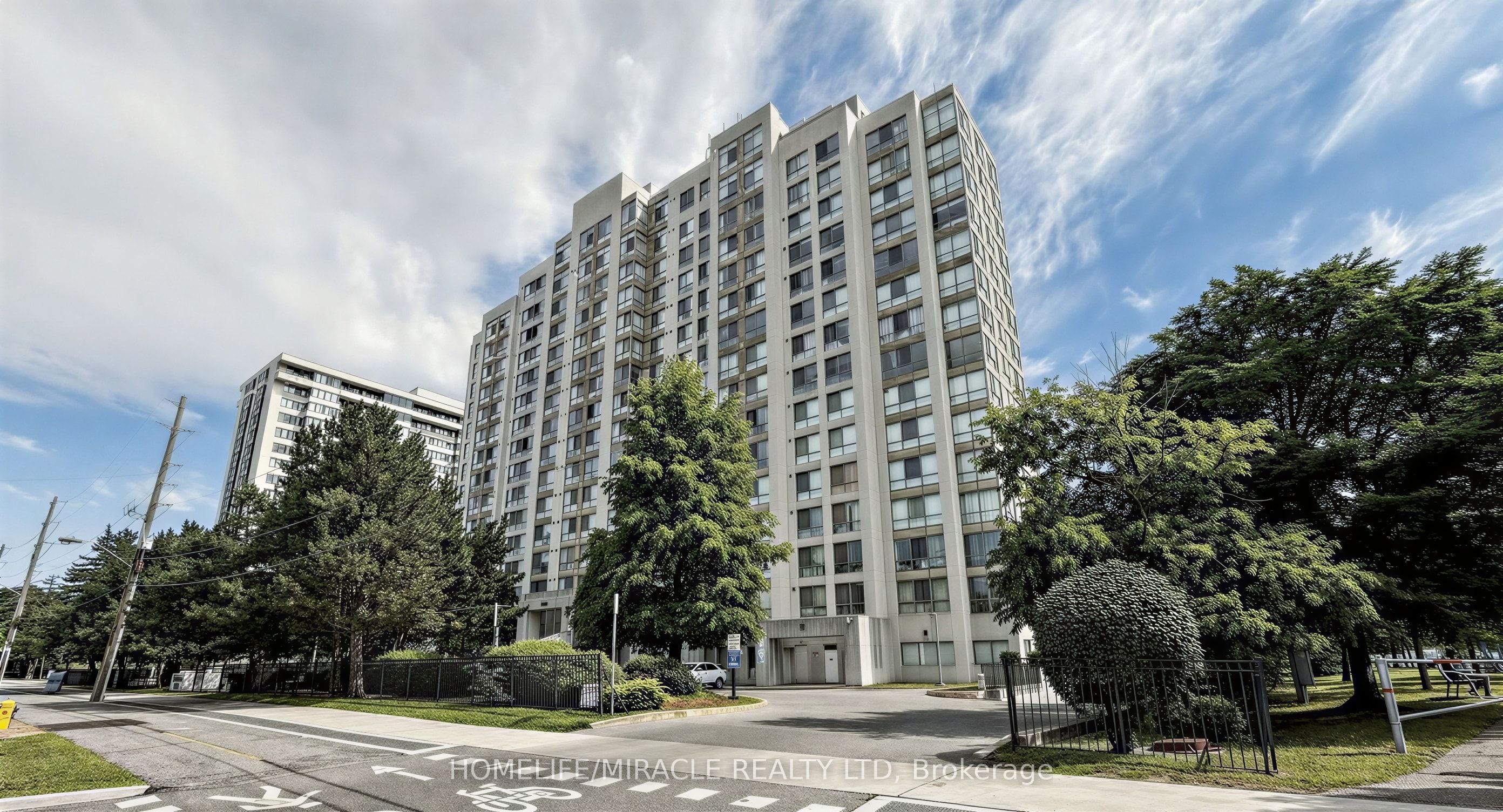 2901 Kipling Avenue N 1109