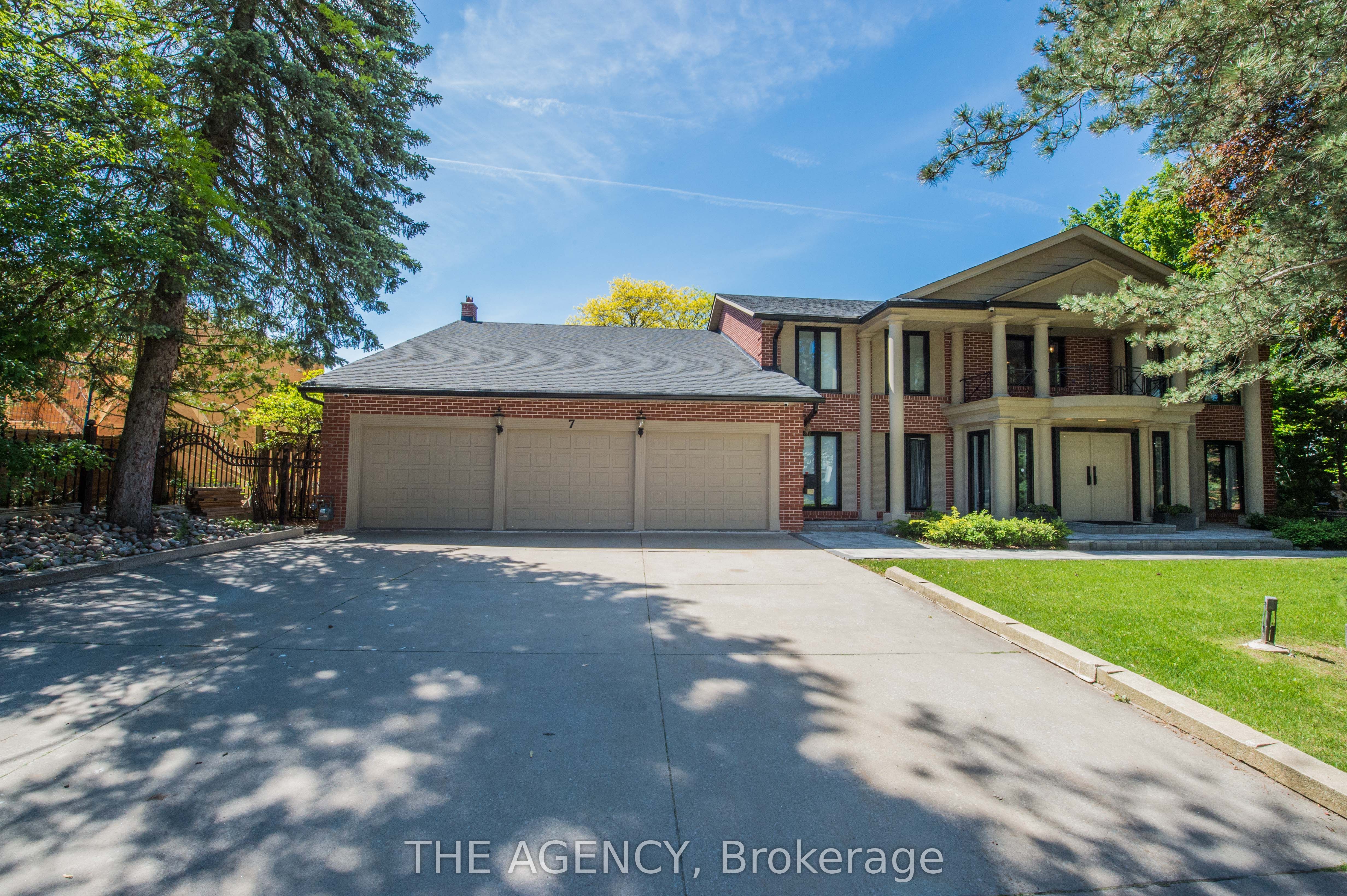 7 Shady Oaks Crescent