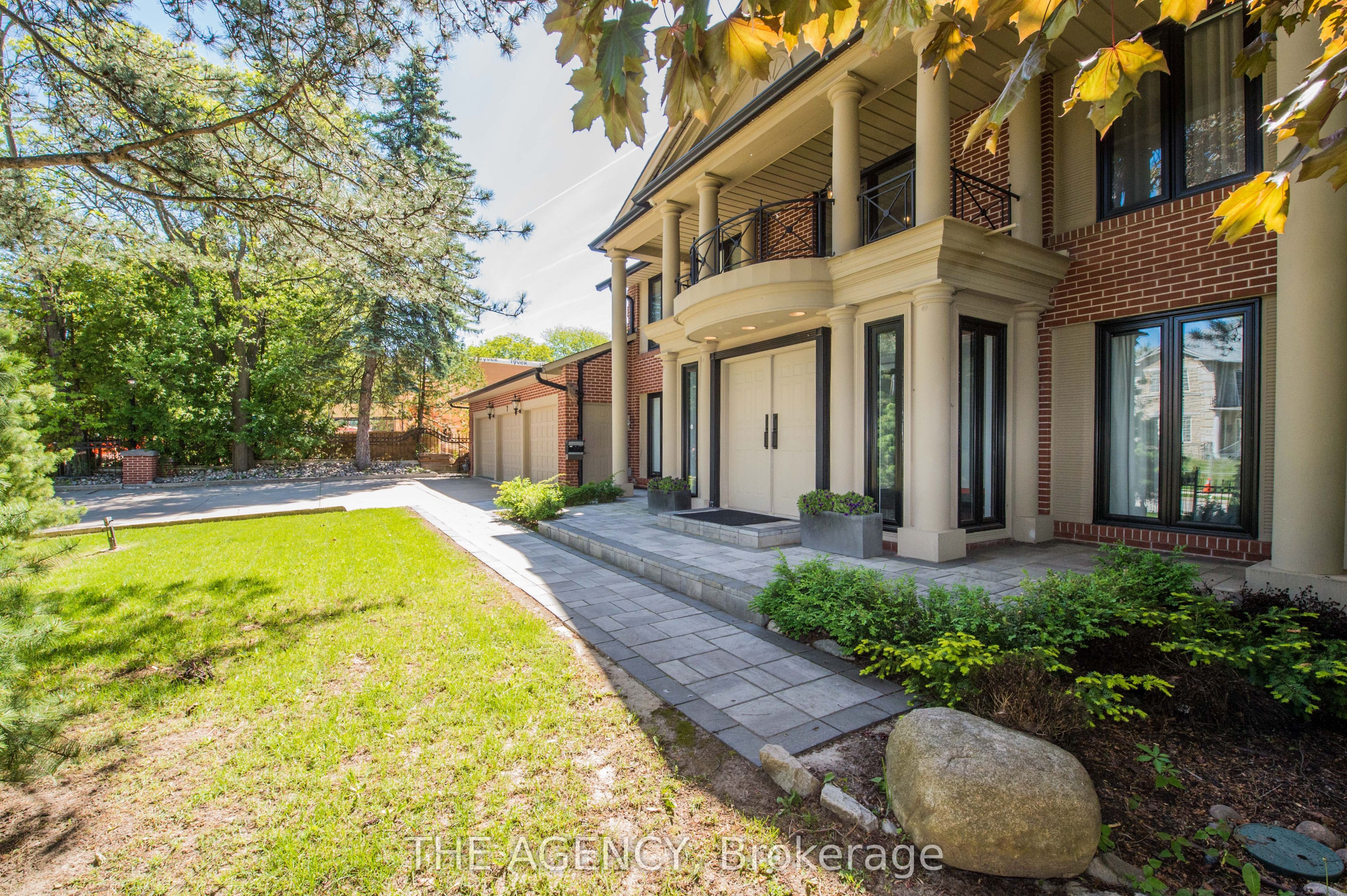 7 Shady Oaks Crescent