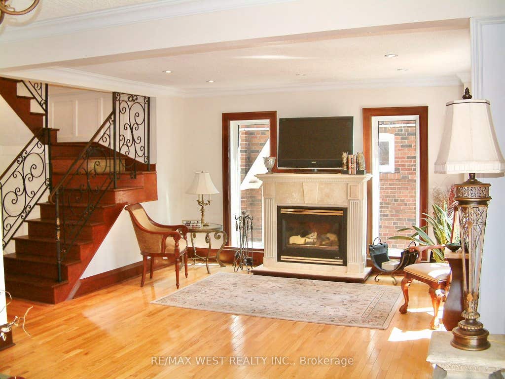 Photo of 15 Wendover Road, Toronto, ON M8X 2L1 (MLS # W13711208)