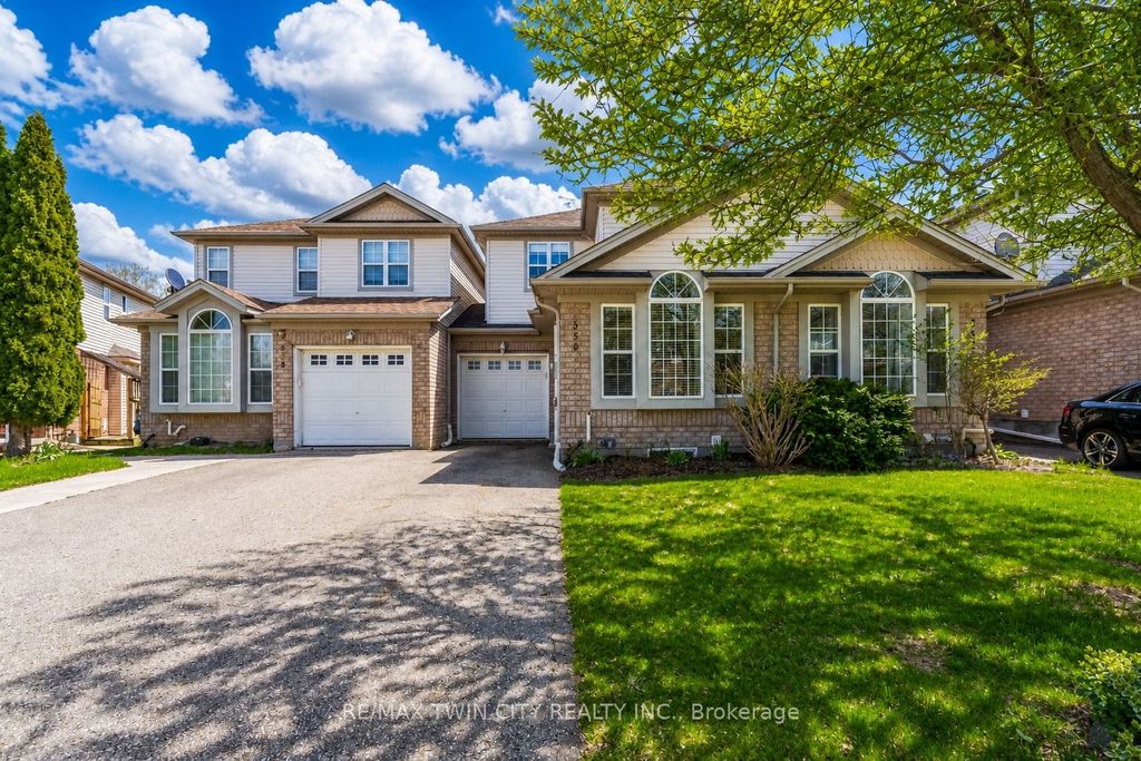 Photo of 550 Dansbury Drive, Waterloo, ON N2K 4E2 (MLS # X13079176)
