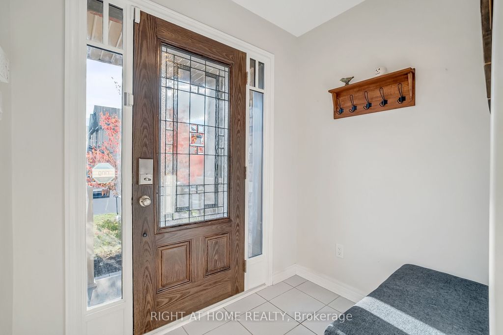 Photo of 88 Winterton Court N, Orangeville, ON L9W 6Z7 (MLS # W12751246)