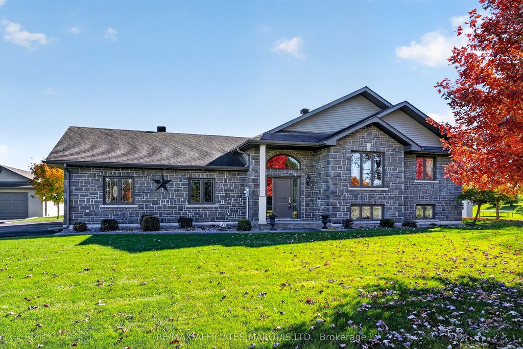 Photo of 18450 Tyotown Road, South Glengarry, ON K6H 7S5 (MLS # X14105280)