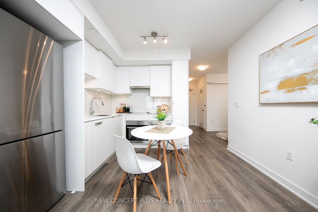 Photo of 99 Broadway Avenue #3302, Toronto, ON M4P 0E3 (MLS # C12594362)