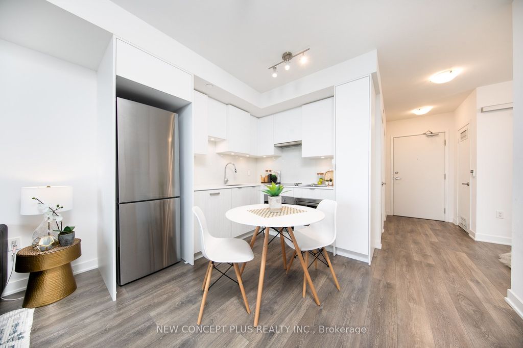 Photo of 99 Broadway Avenue #3302, Toronto, ON M4P 0E3 (MLS # C12594362)