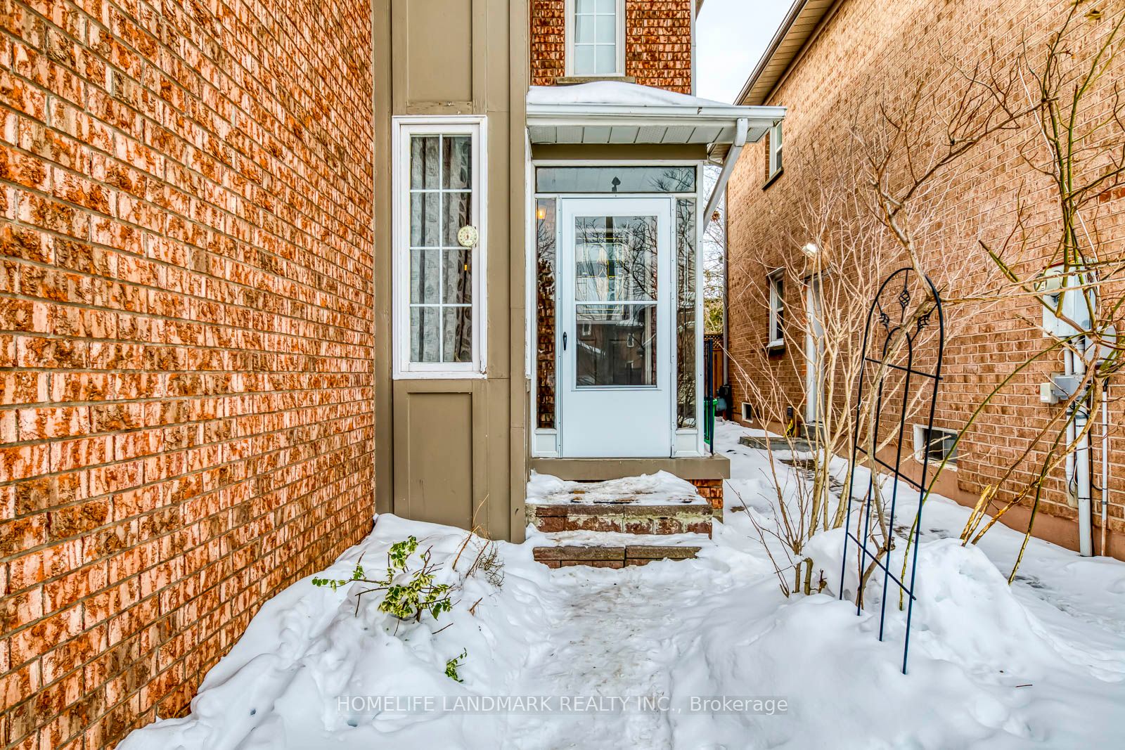 5492 Haddon Hall Road