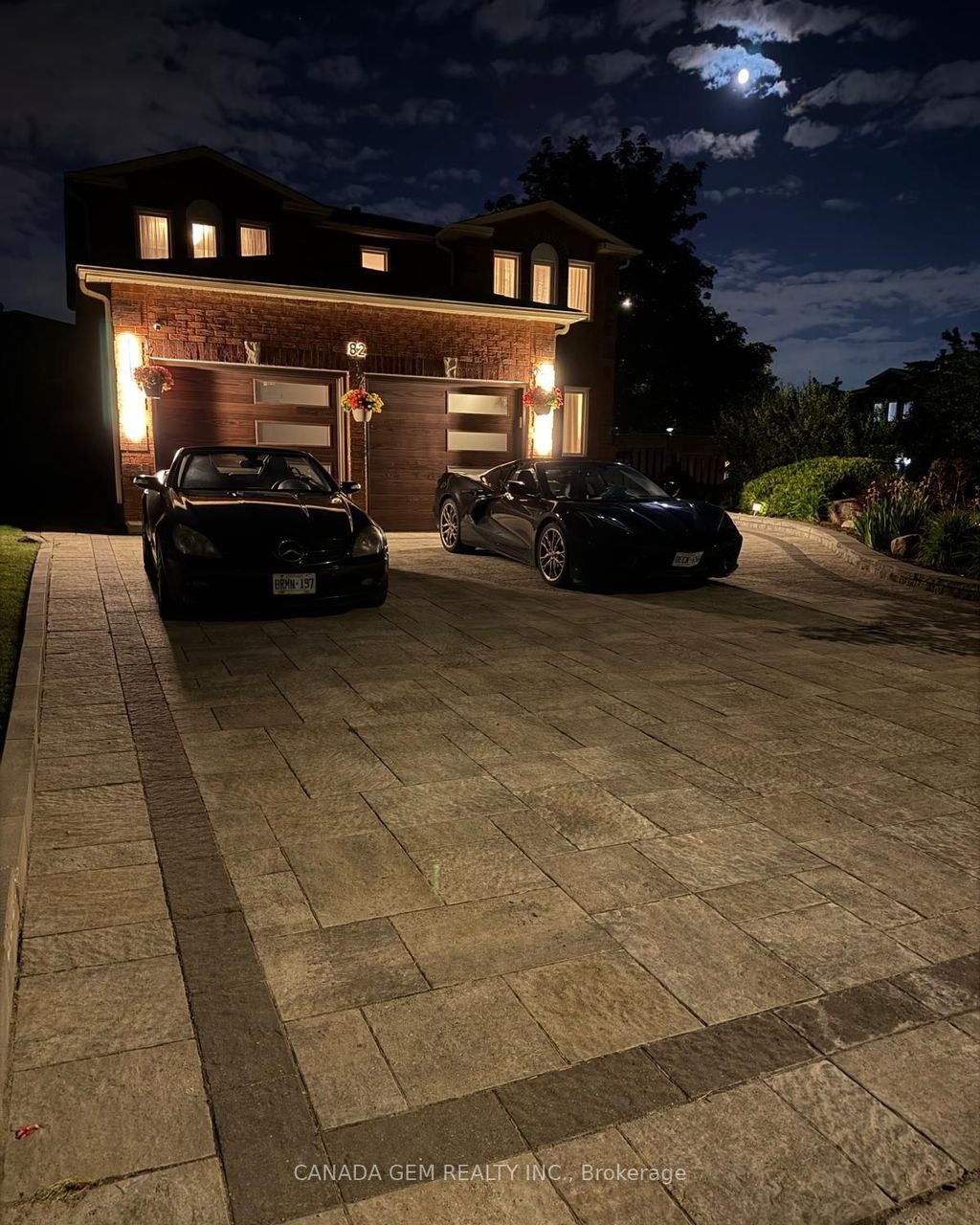 Photo of 82 Justus Drive, Richmond Hill, ON L4C 0A1 (MLS # N13523950)