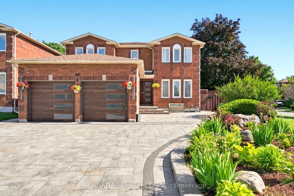 Photo of 82 Justus Drive, Richmond Hill, ON L4C 0A1 (MLS # N13523950)