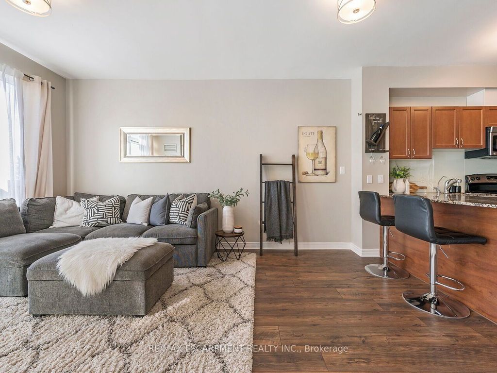 Photo of 3865 Lake Shore Boulevard W #401, Toronto, ON M8W 0A2 (MLS # W12606560)