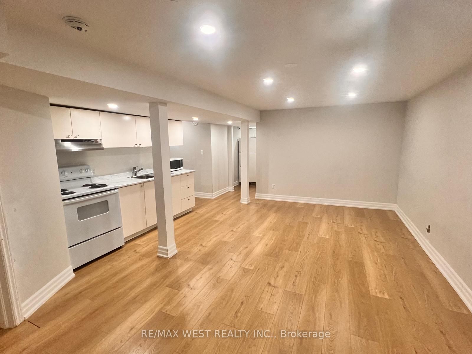 82 Woodcroft Lane Basement