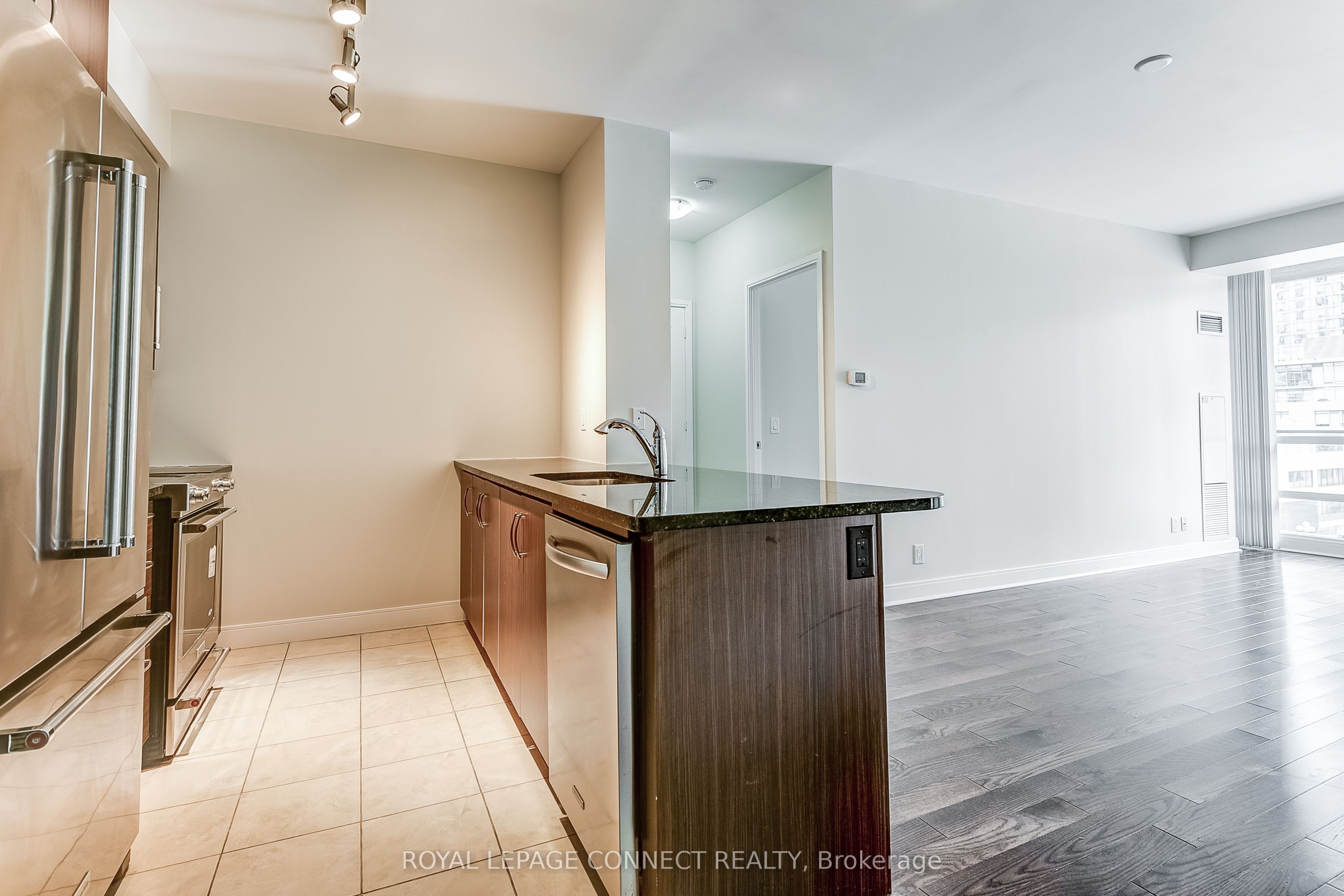 825 Church Street 601