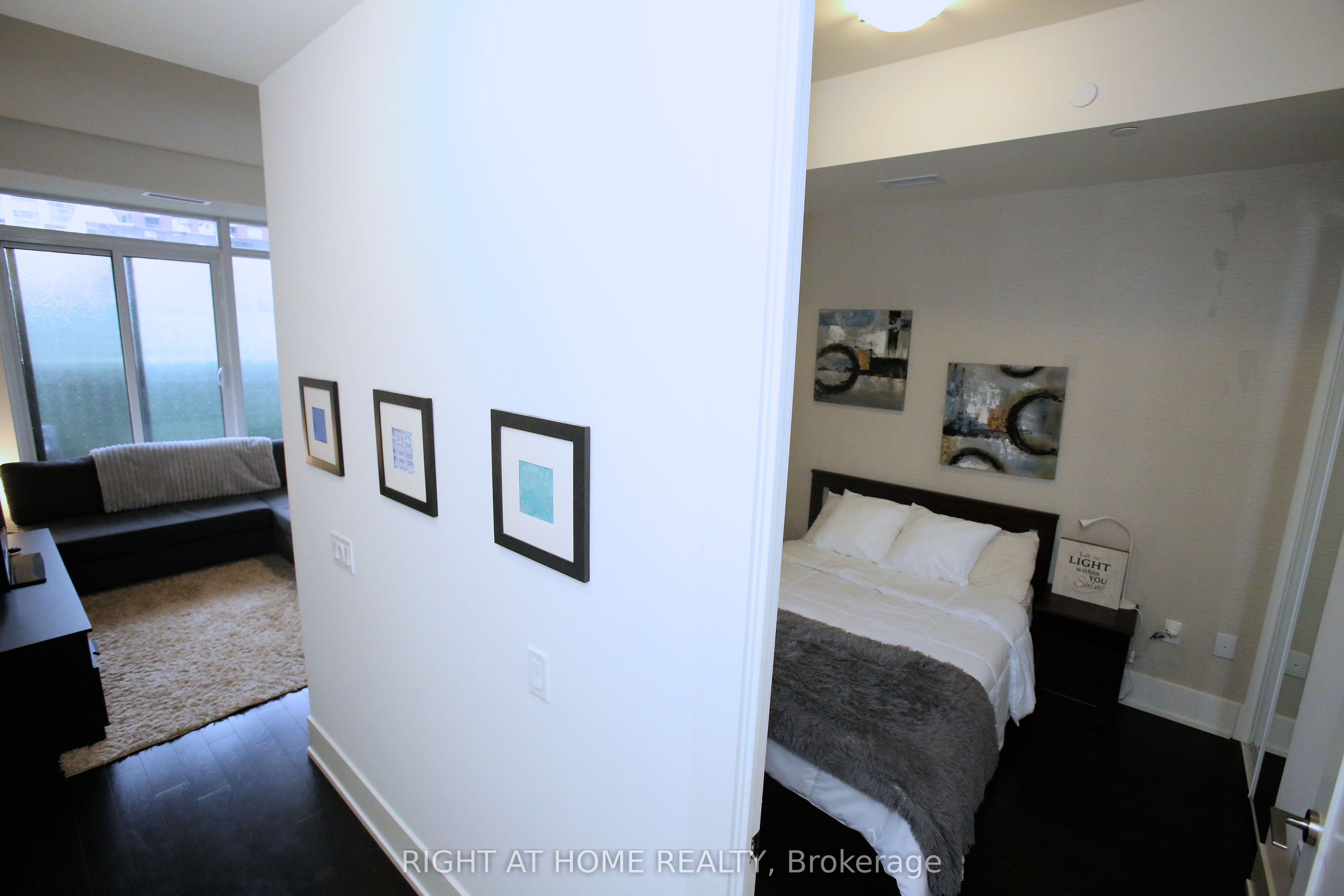 330 Richmond Street W 210