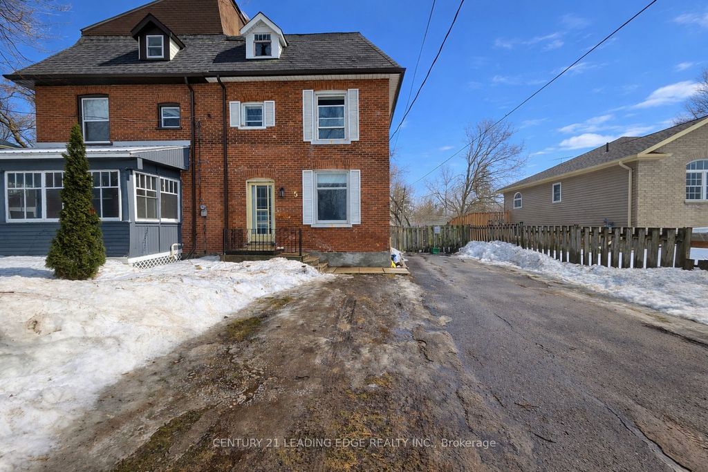 Photo of 15 George Street N, Kawartha Lakes, ON K0L 2W0 (MLS # X12860948)