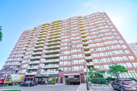 33 Weldrick Road E 501 Richmond Hill ON L4C 8W4