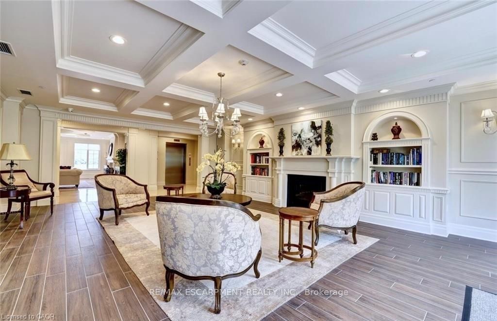 2300 Upper Middle Road 308