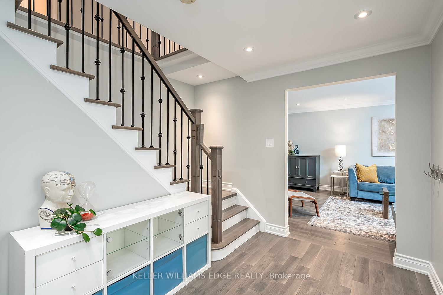 2475 Cavendish Drive