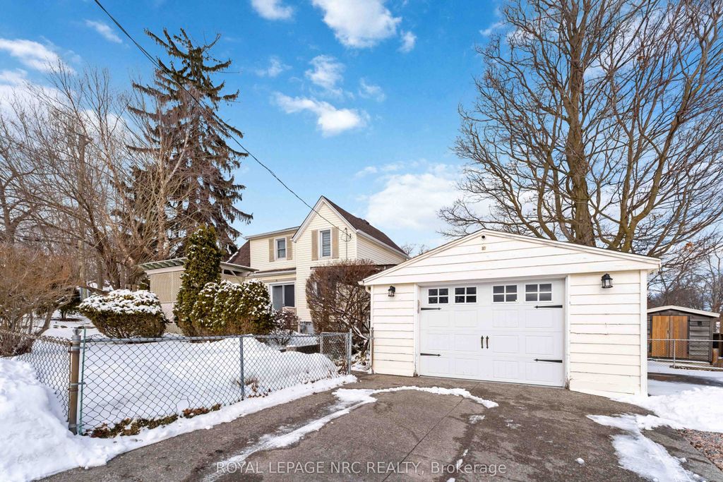 Photo of 1359 Pelham Street S, Pelham, ON L0S 1E0 (MLS # X12824946)