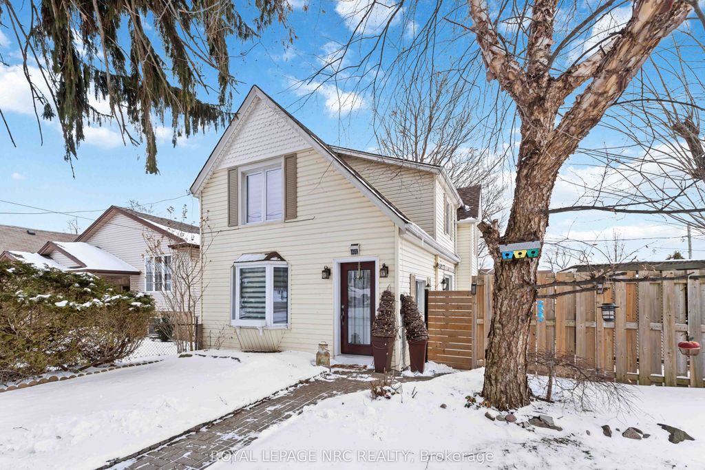 Photo of 1359 Pelham Street S, Pelham, ON L0S 1E0 (MLS # X12824946)