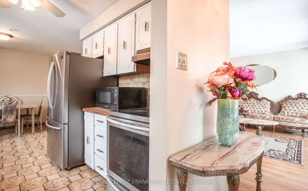 Photo of 1273 Belair Crescent, Oshawa, ON L1K 1G9 (MLS # E12652370)