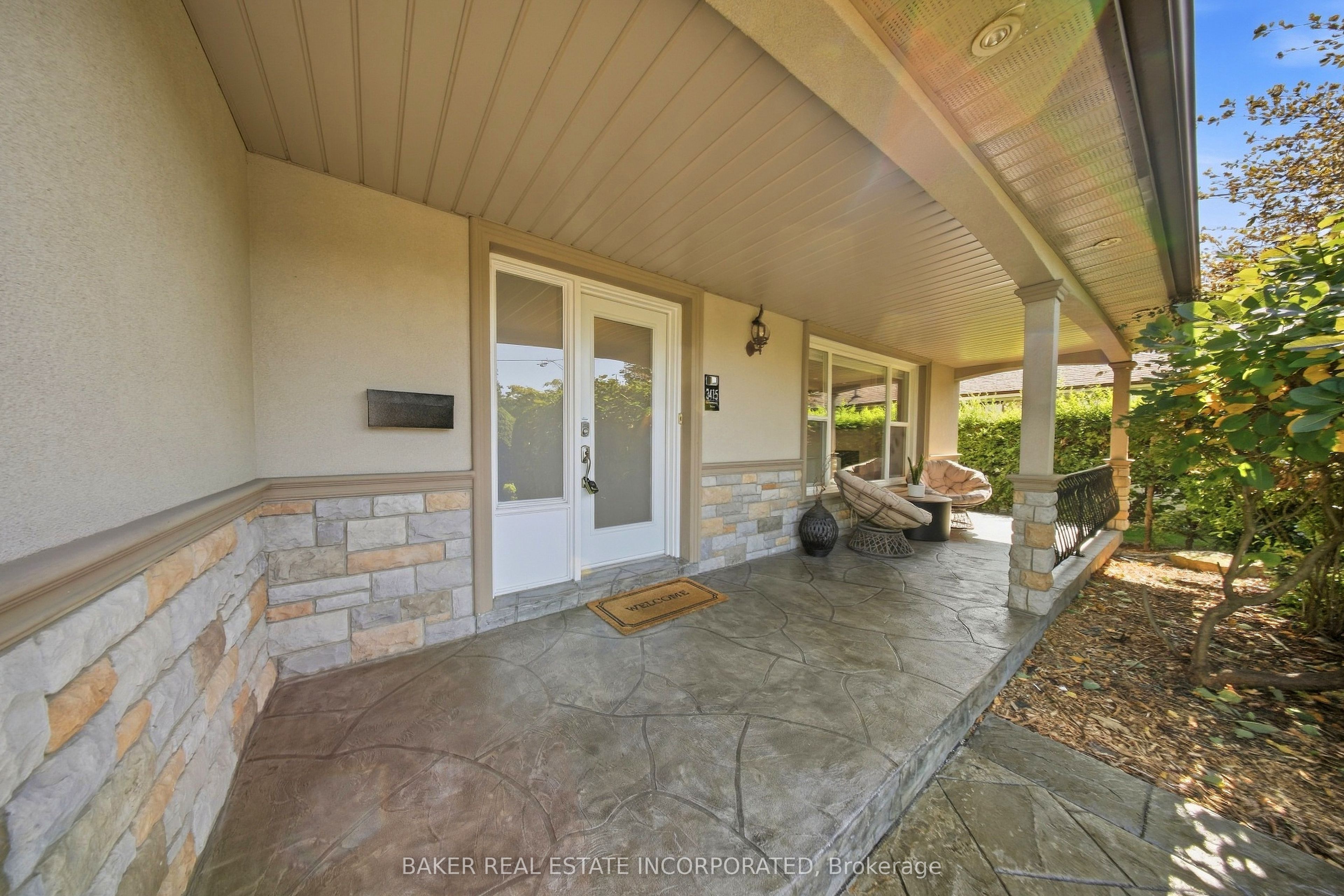 3415 Schomberg Avenue