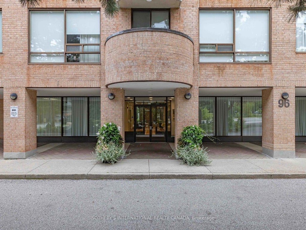 Photo of 96 Fifeshire Road #501, Toronto, ON M2L 2X9 (MLS # C13791894)