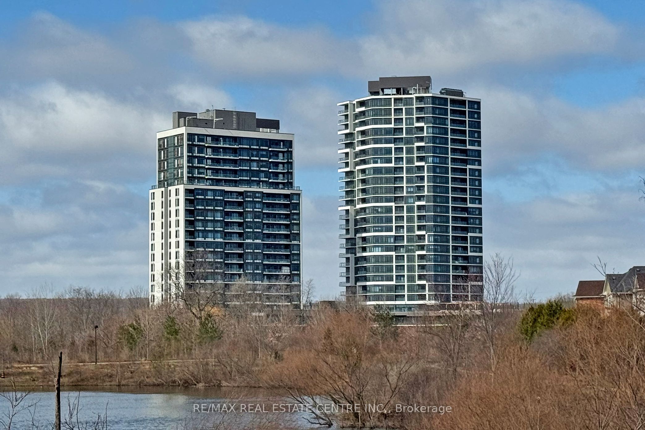 8010 Derry Road 1602