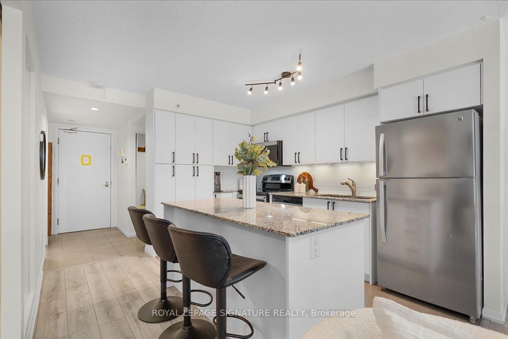 Photo of 830 Lawrence Avenue W #320, Toronto, ON M6A 0B6 (MLS # W12421234)