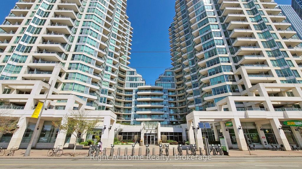Photo of 228 Queens Quay W #209, Toronto, ON M5J 2X1 (MLS # C12984440)