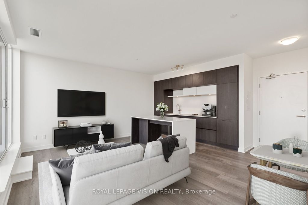 Photo of 6 David Eyer Road #907, Richmond Hill, ON L4S 0N6 (MLS # N12475176)