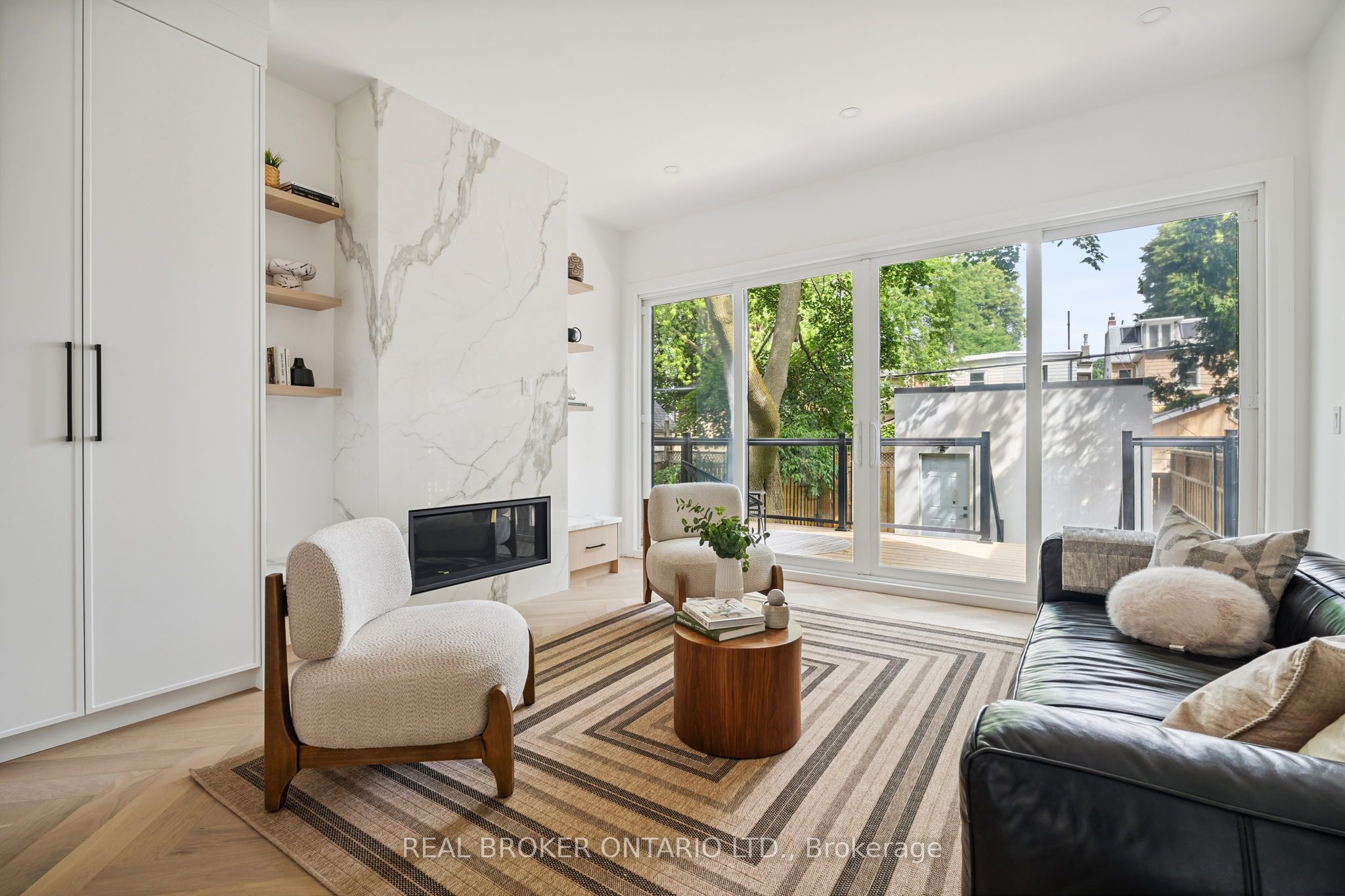 98 Hogarth Avenue