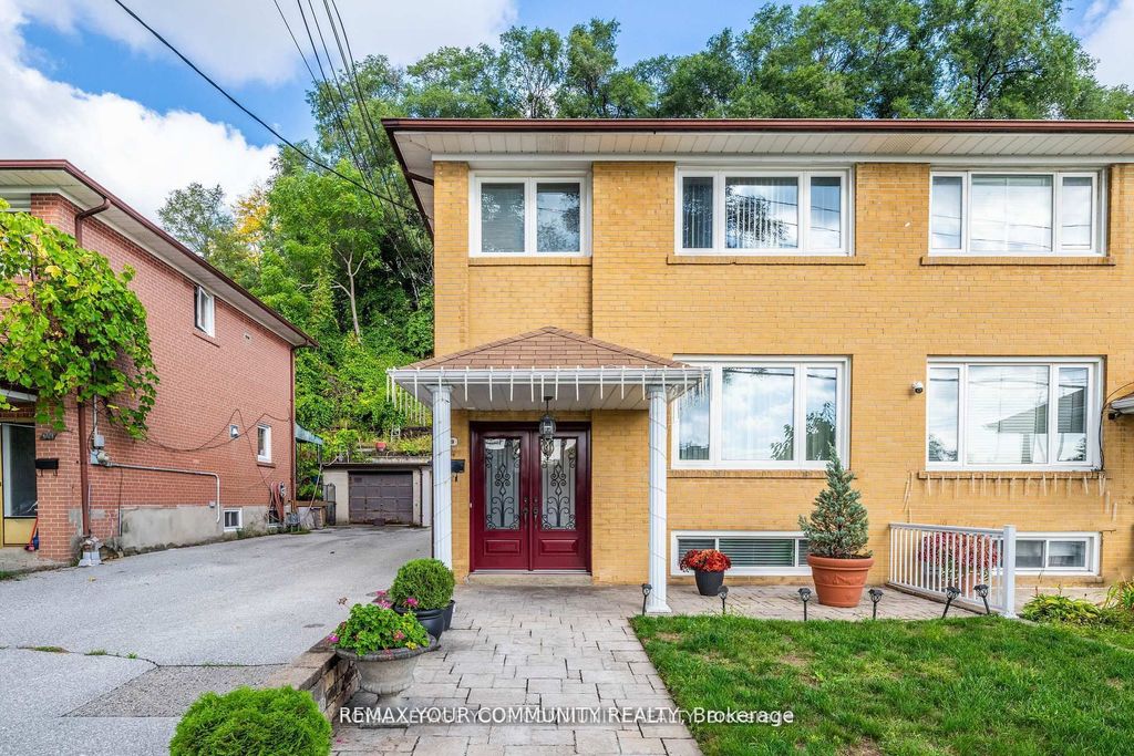 Photo of 119 Dalrymple Drive, Toronto, ON M6N 4S2 (MLS # W12891584)