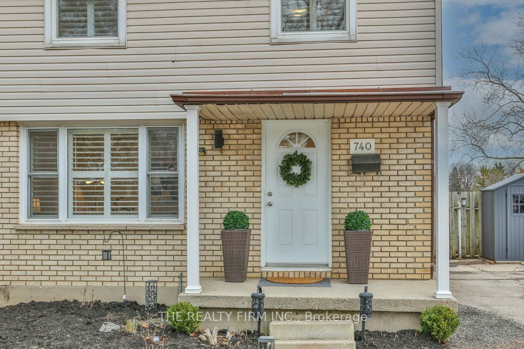 Photo of 740 NOTRE DAME Drive, London South, ON N6J 3B6 (MLS # X12933670)
