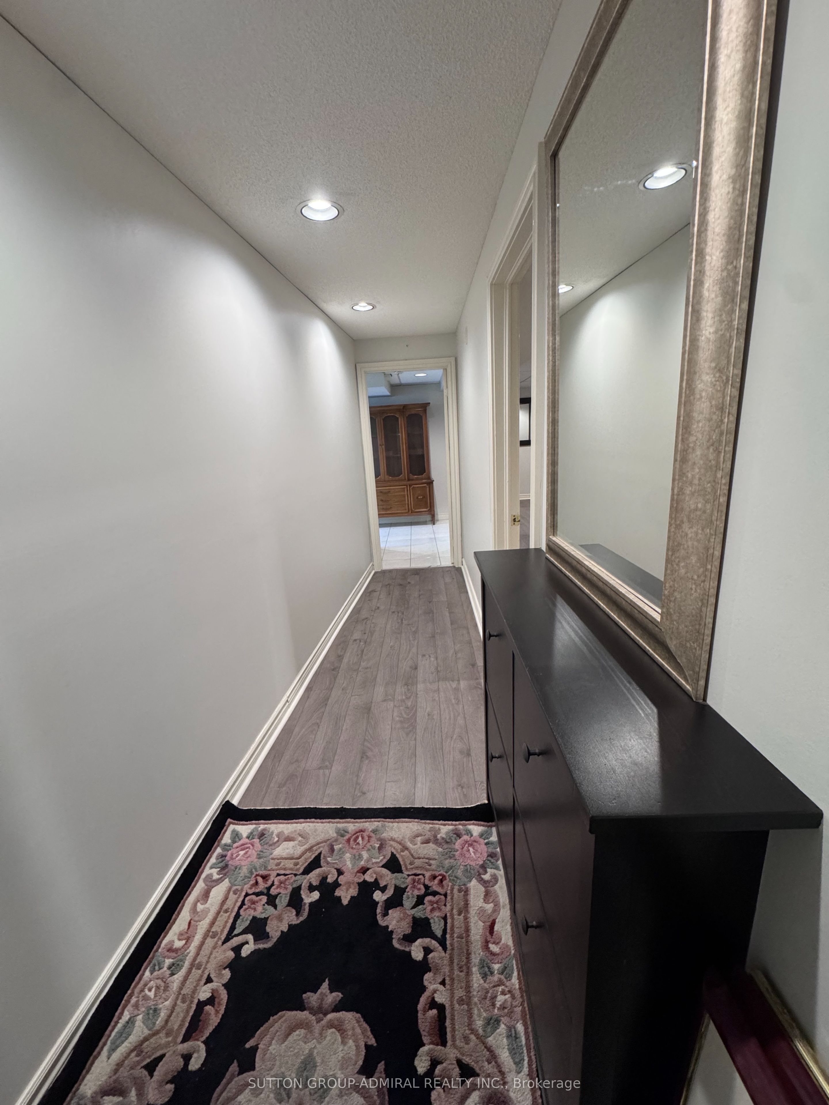 60 Spring Town Road LOWER