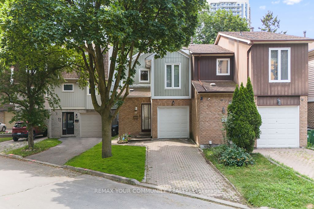 Photo 1 of 27 — 15 Clematis Road, Toronto, ON M2J 4X1