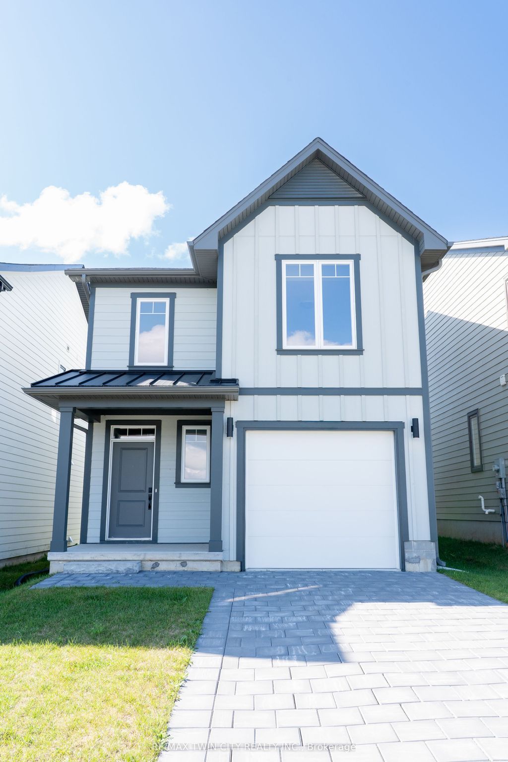Photo of 941 DEVERON Crescent, London South, ON N5X 3X4 (MLS # X12808526)