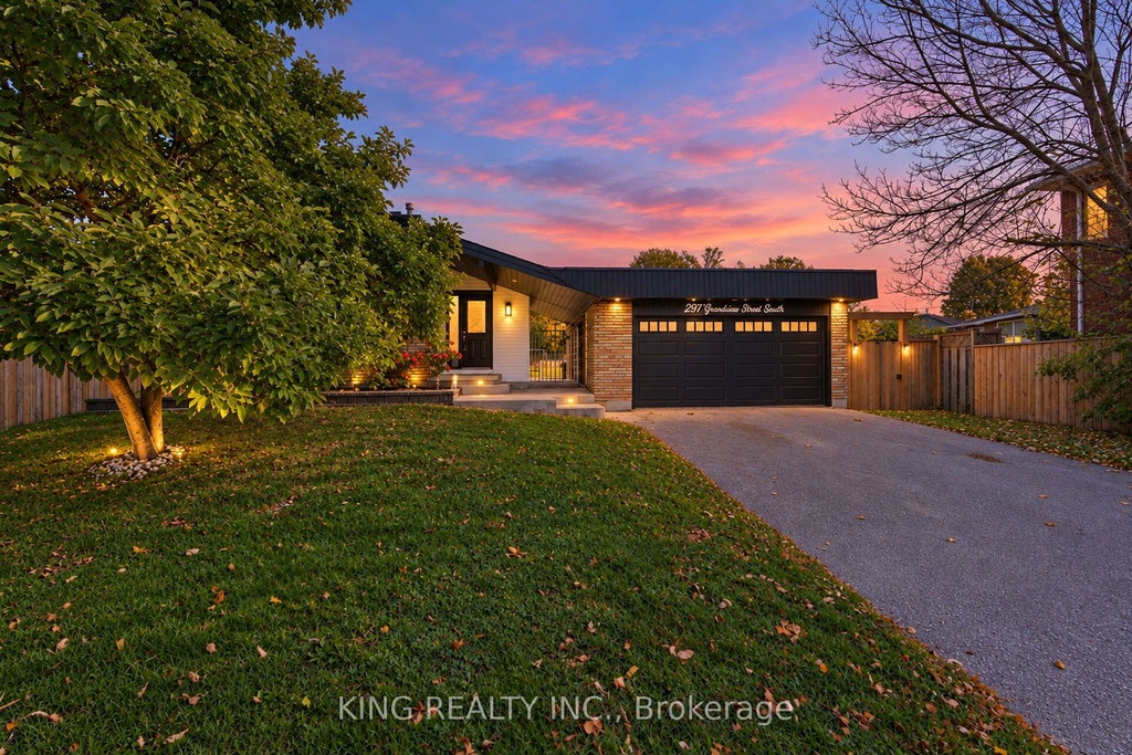 Photo of 297 Grandview Street S, Oshawa, ON L1H 7C6 (MLS # E14134826)