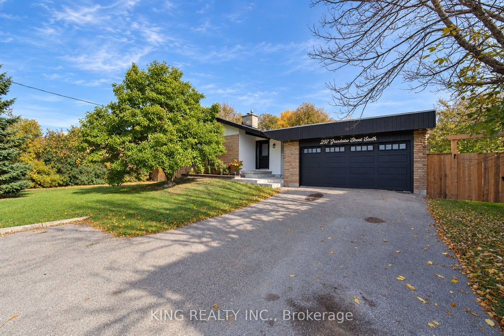 Photo of 297 Grandview Street S, Oshawa, ON L1H 7C6 (MLS # E14134826)