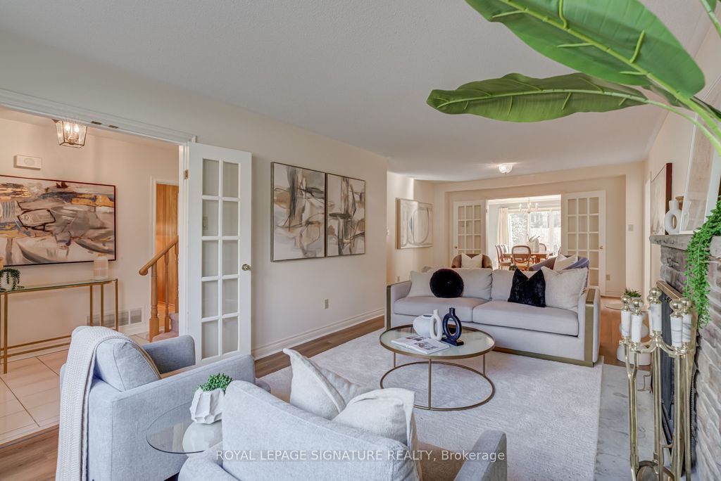 Photo of 43 Davean Drive, Toronto, ON M2L 2R6 (MLS # C12574546)