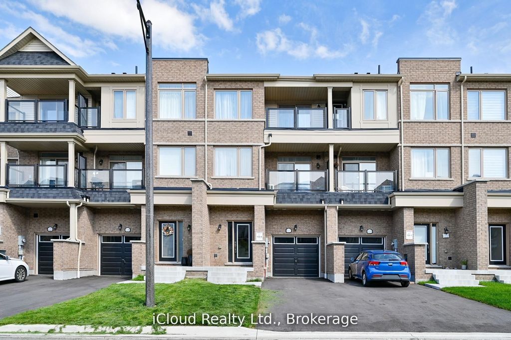 Photo of 1117 Lockie Drive, Oshawa, ON L1L 0R9 (MLS # E13042454)