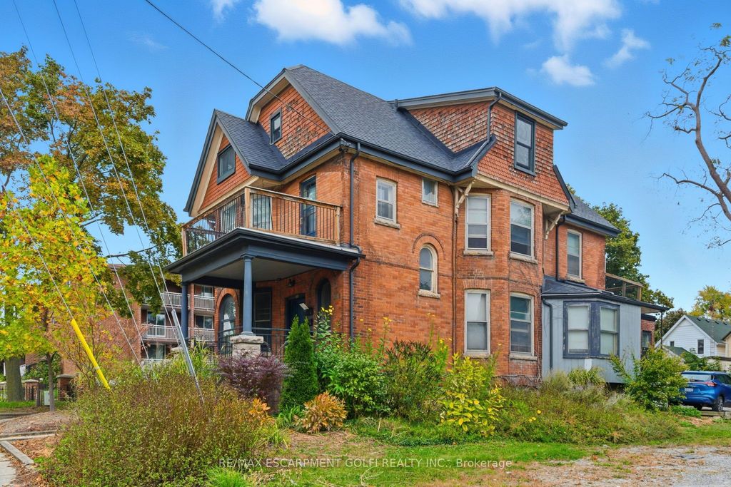 Photo of 180 Ontario Street, St. Catharines, ON L2R 5K9 (MLS # X12476171)