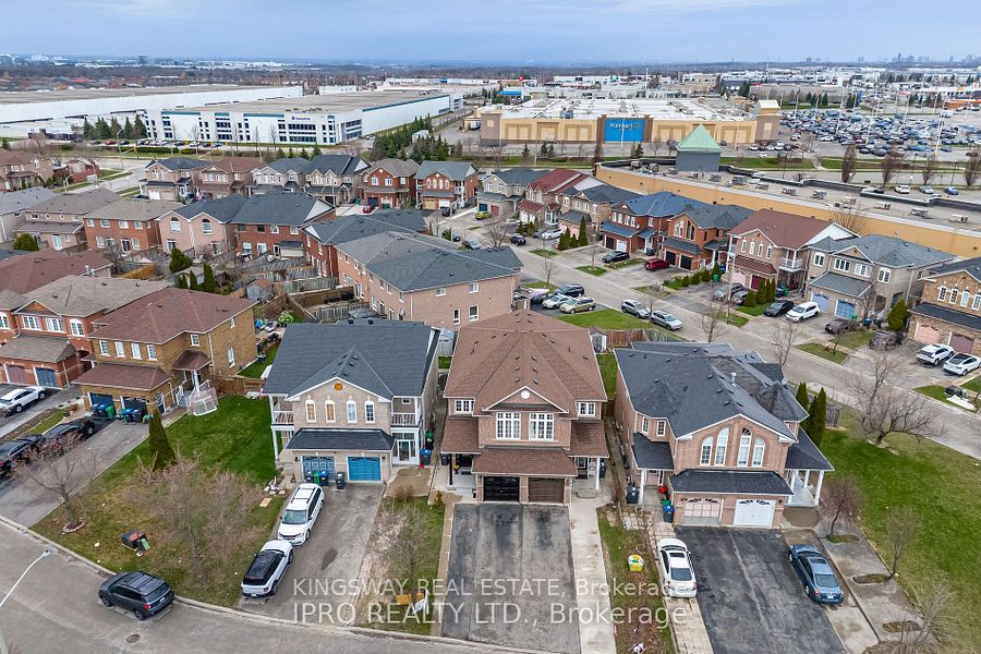 803 Khan Crescent Bsmt