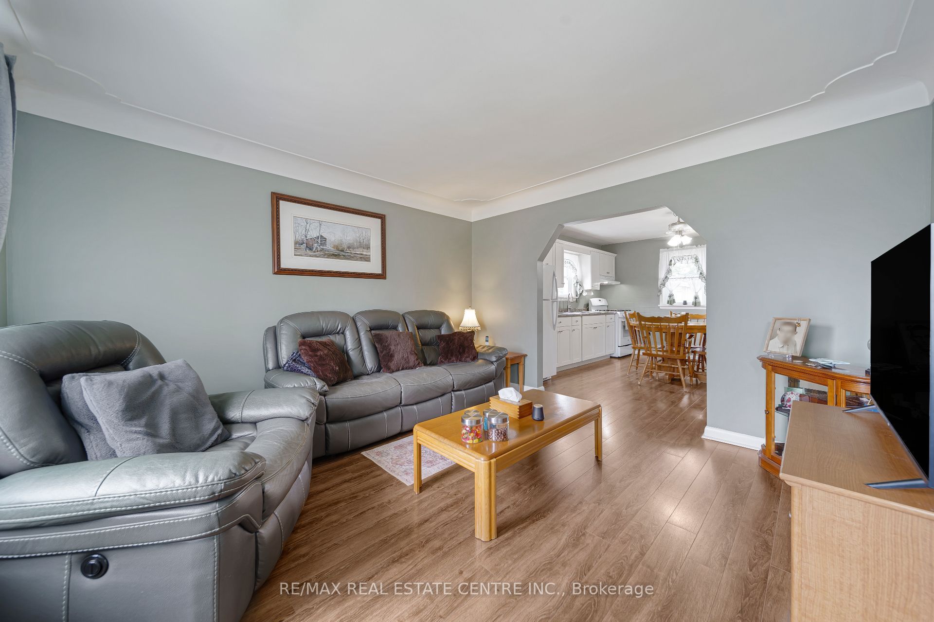 205 Crysler Street
