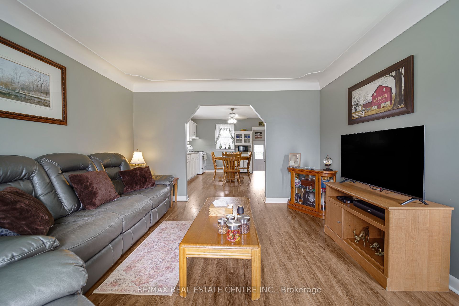 205 Crysler Street