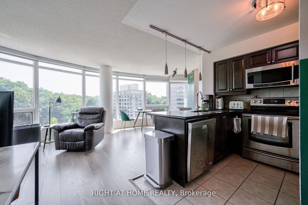 Photo of 18 Valley Woods Road #813, Toronto, ON M3A 0A1 (MLS # C13612776)