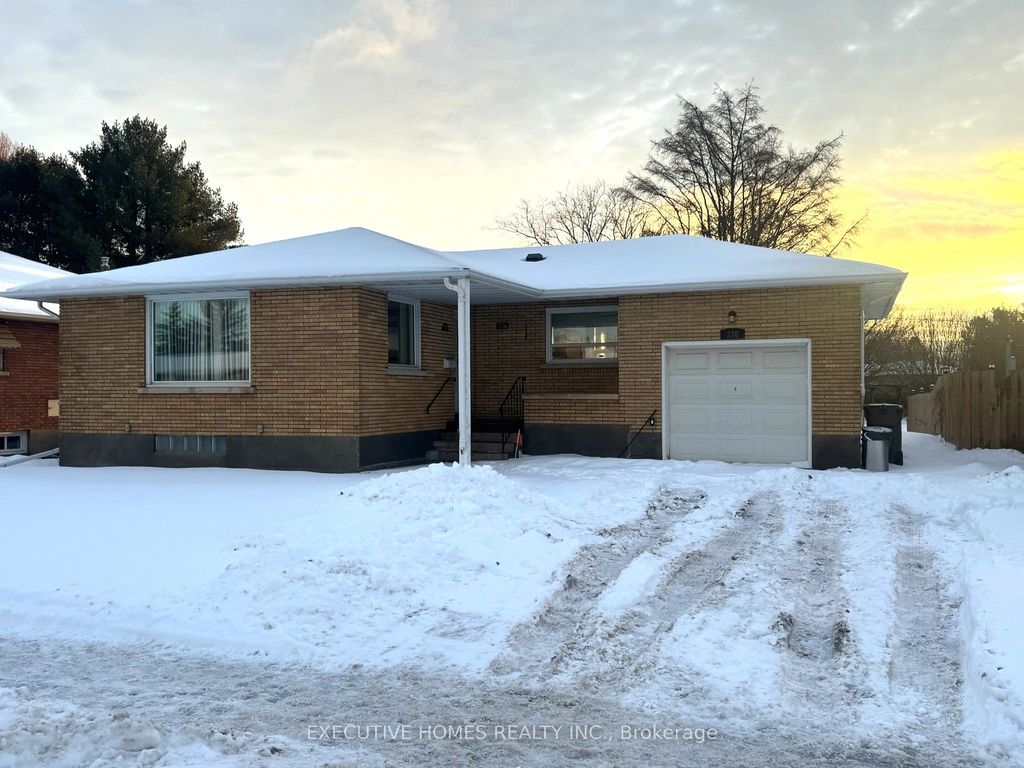 Photo of 336 Kingsway Avenue, Thunder Bay, ON P7E 2A5 (MLS # X12653344)