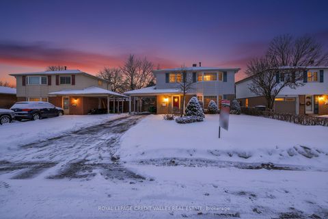 43 Benton Street Brampton ON L6W 3B8