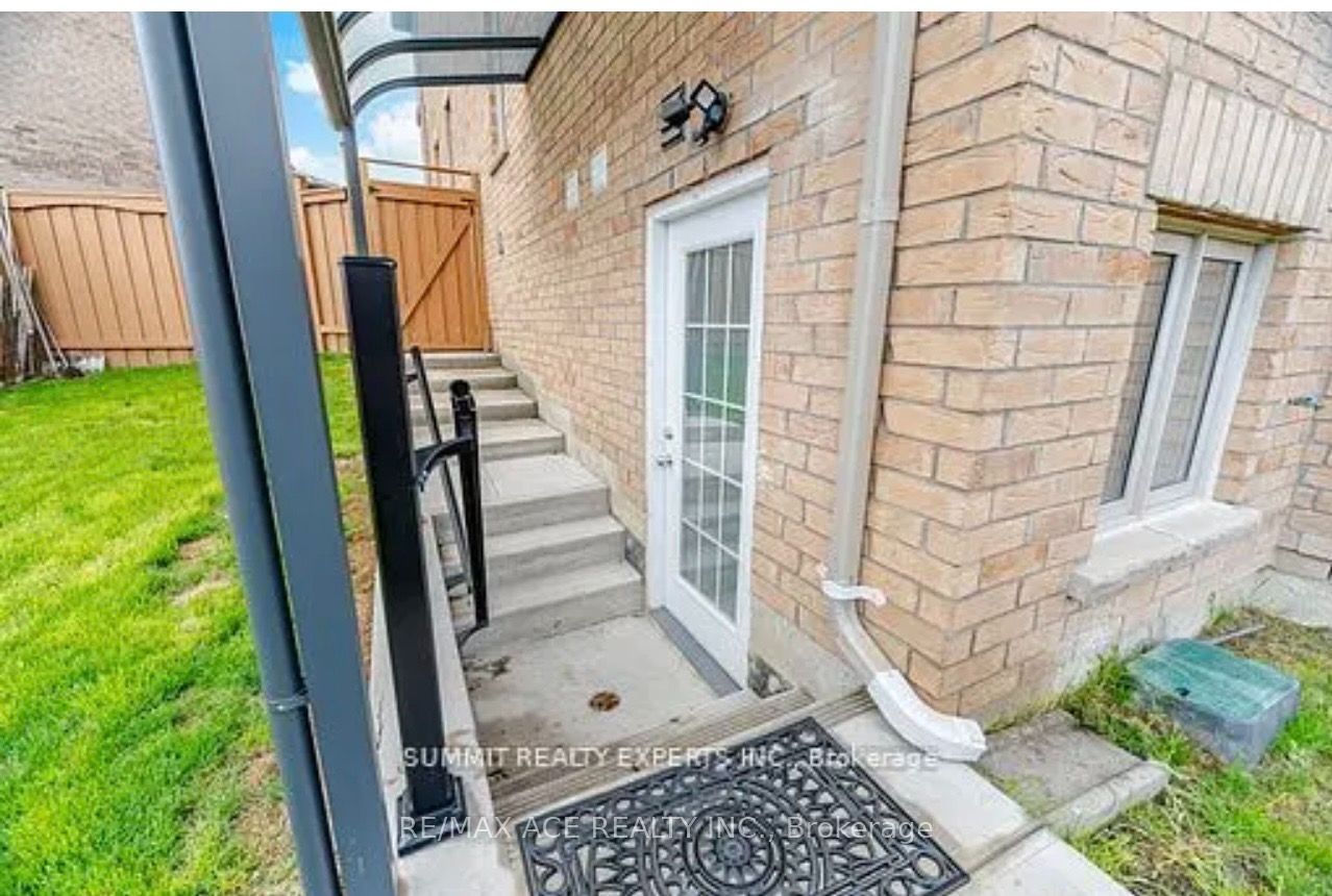 146 Beaconsfield Drive Bsmt