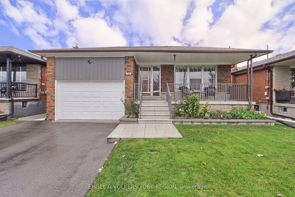 Photo of 234 Maple Leaf Drive, Toronto, ON M6L 1P1 (MLS # W12503992)