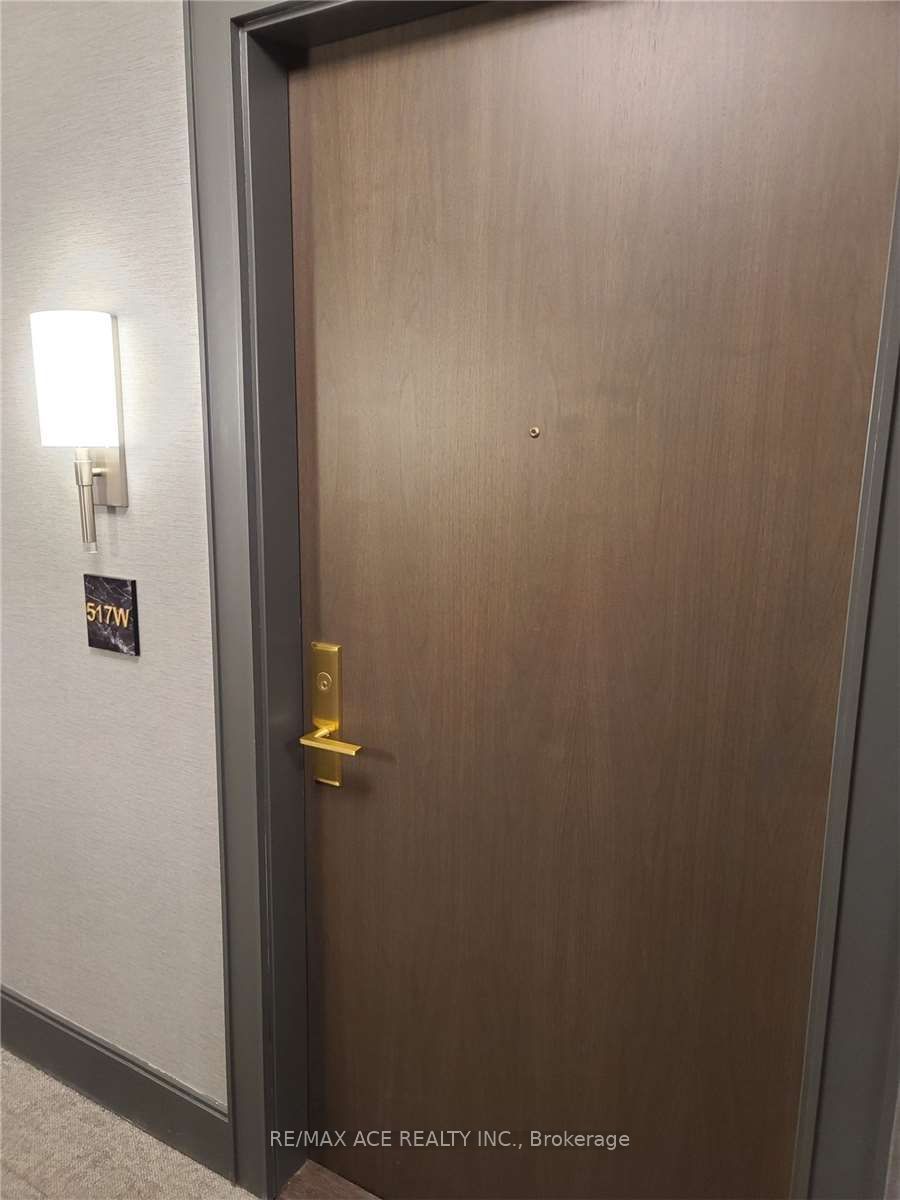 268 Buchanan Drive W 517